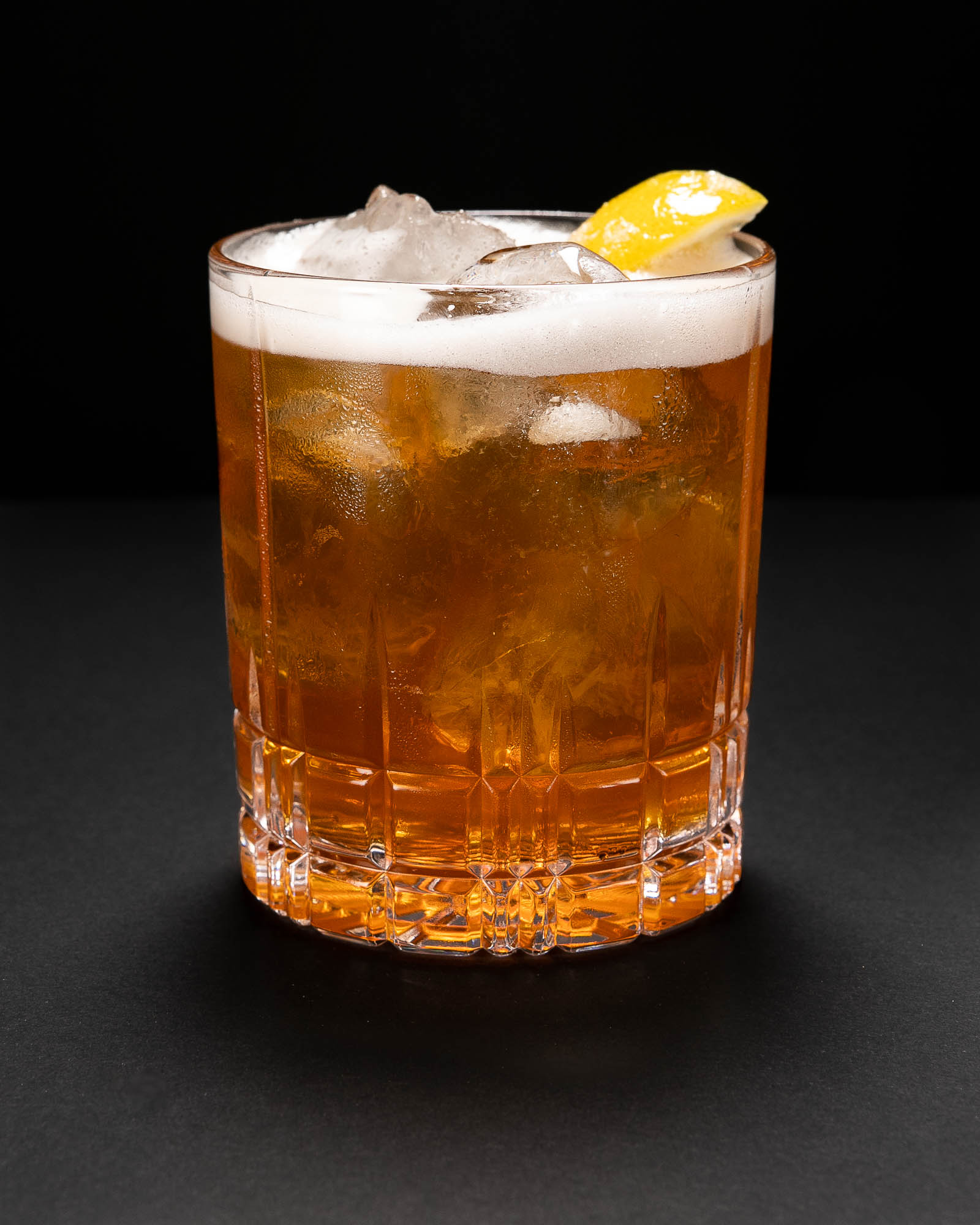 How to make Amaretto Sour Cocktail Club